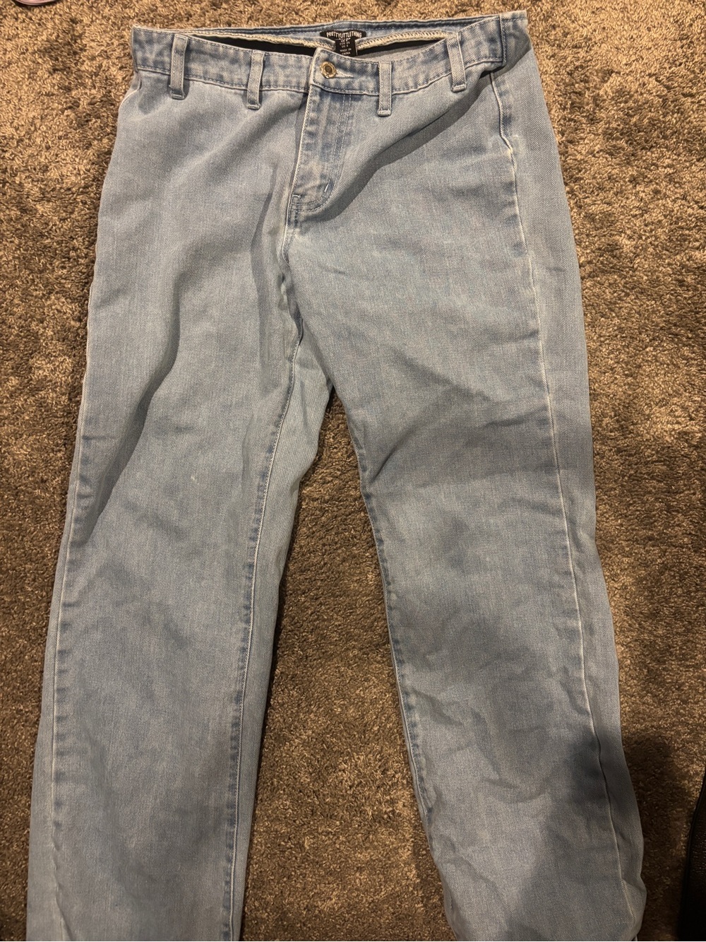 PrettyLittleThing Pale Blue Straight Leg Jeans 4